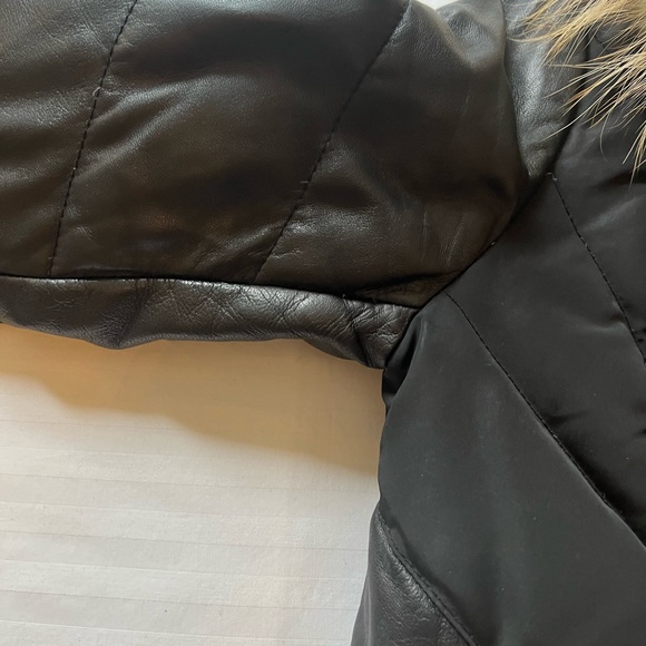 Danier Down Jacket - Picture 11 of 12